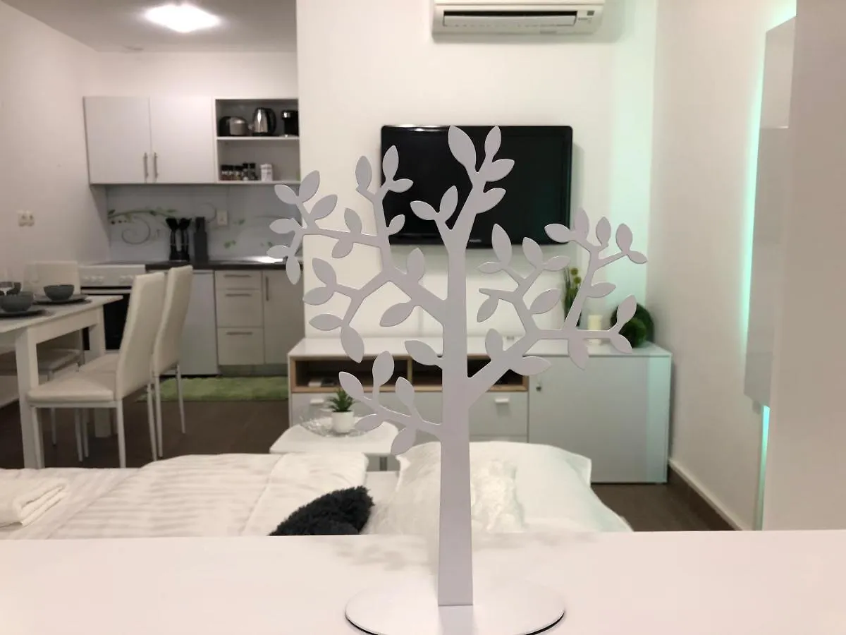 Modern Center Studio Under The Castle II Free Parking Apartment Ljubljana Slovenia